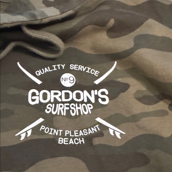 Surf shop camo hoodie - Picture 2 of 6